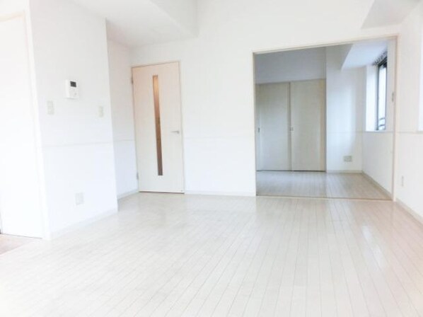 コンフォリア新中野IIの物件内観写真